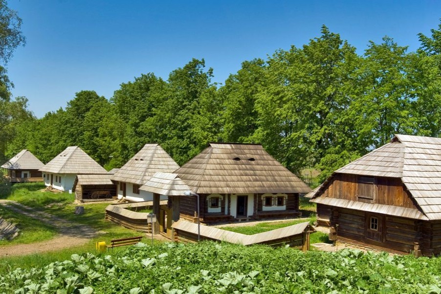 Muzeul Satului Bucovinean